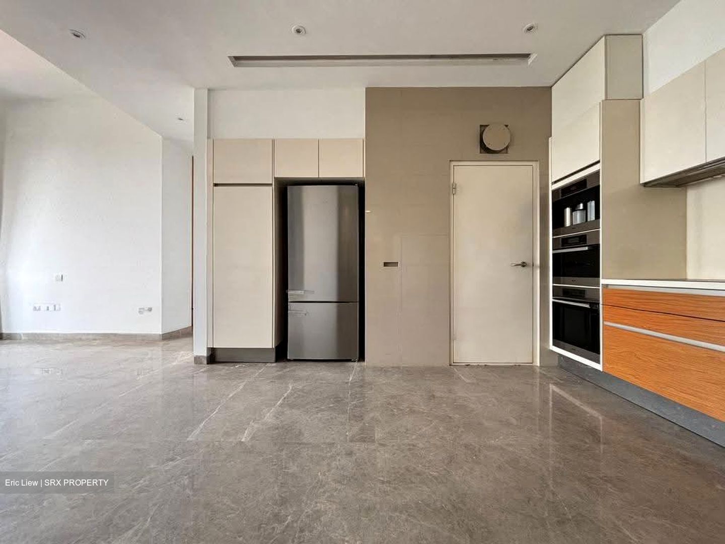 Nouvel 18 (D10), Condominium #629284041